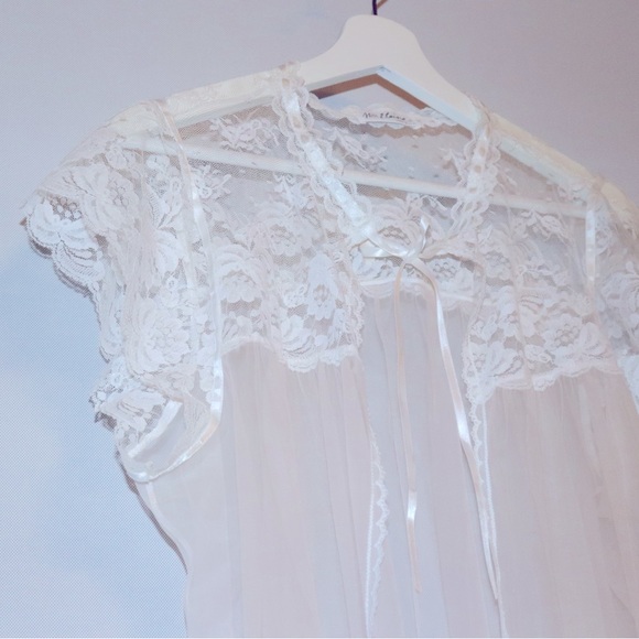*SOLD*Vintage MIss Elaine made in USA Sheer Lace Babydoll negligee (ILGWU) - Picture 2 of 3